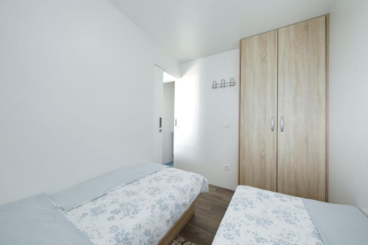 Mobile Home Safir Biograd Na Moru Luaran gambar